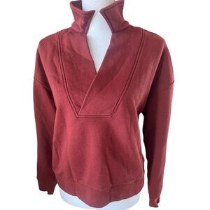 Banana Republic pullover top. V neck Small long sleeve worn once excellent cond